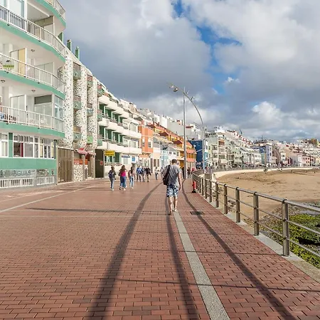 Numancia 21 * Las Palmas de Gran Canaria