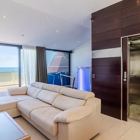 Numancia 21 شقة *