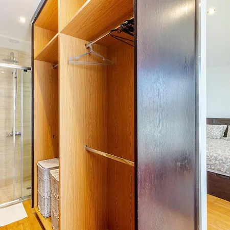 Numancia 21 شقة *